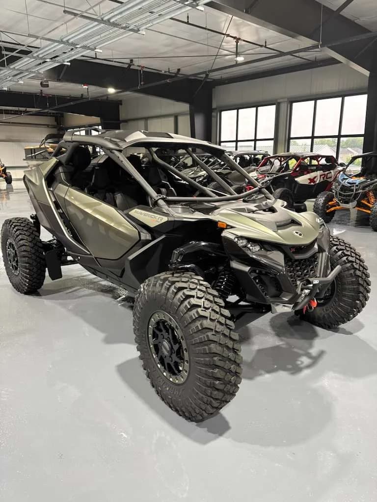 Can-Am Maverick R X RC 999T DCT SAS 2