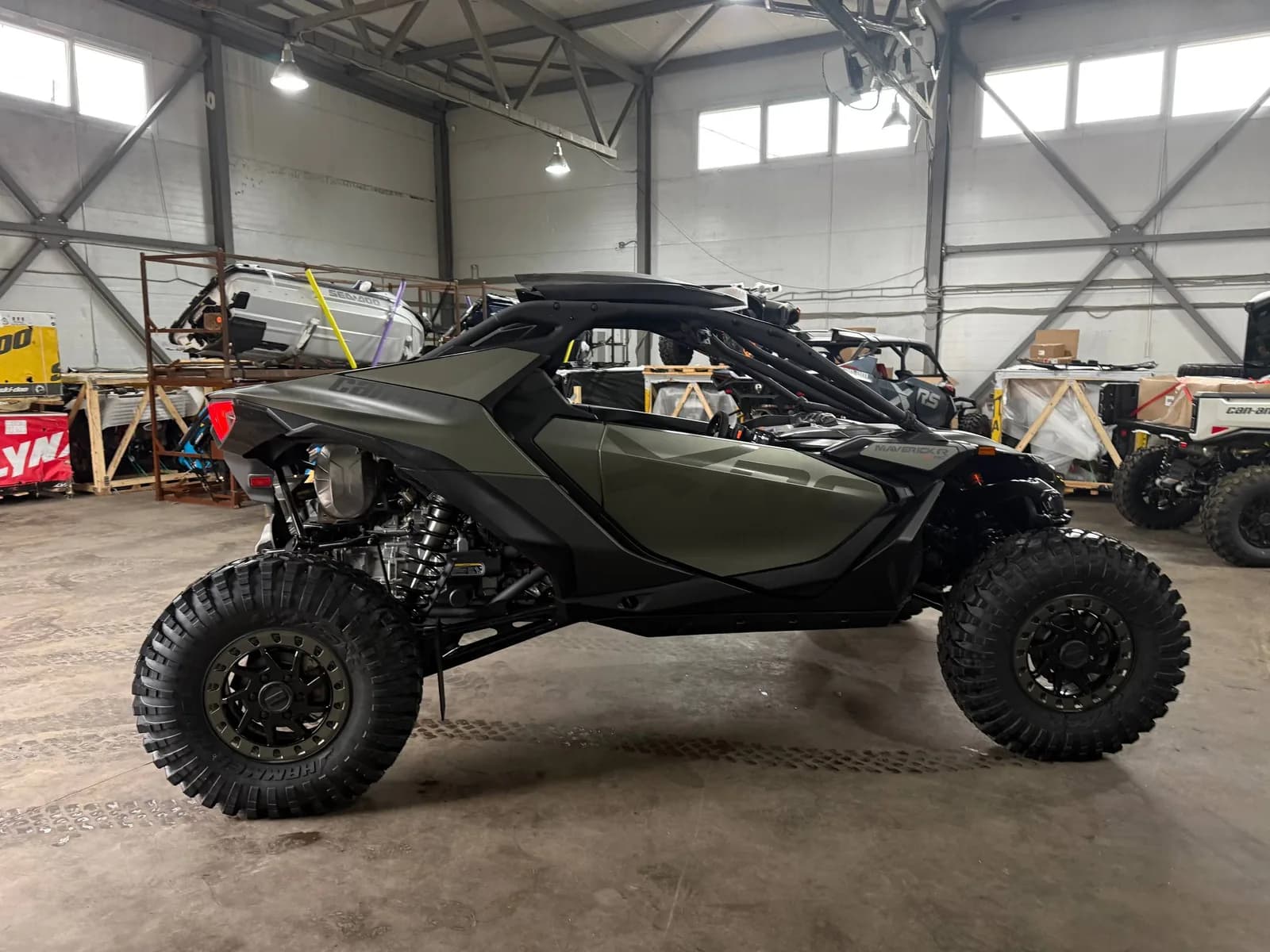 Can-Am Maverick R X RC 999T DCT SAS 5